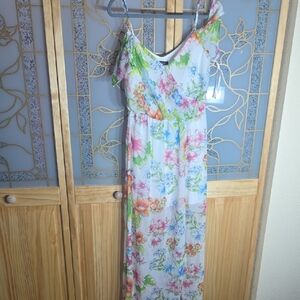 City Studio Green and White Floral Dress box L